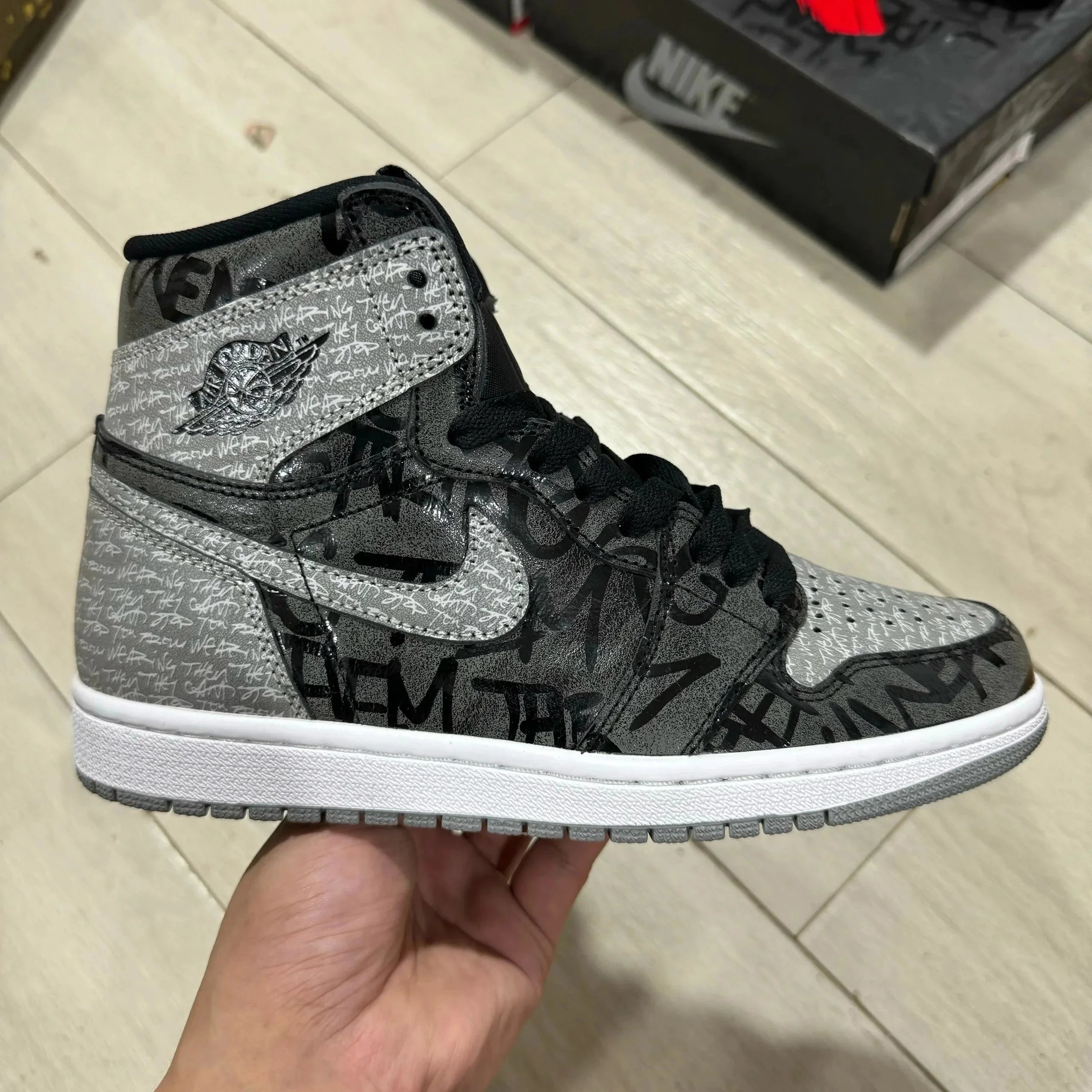 叛逆禁穿