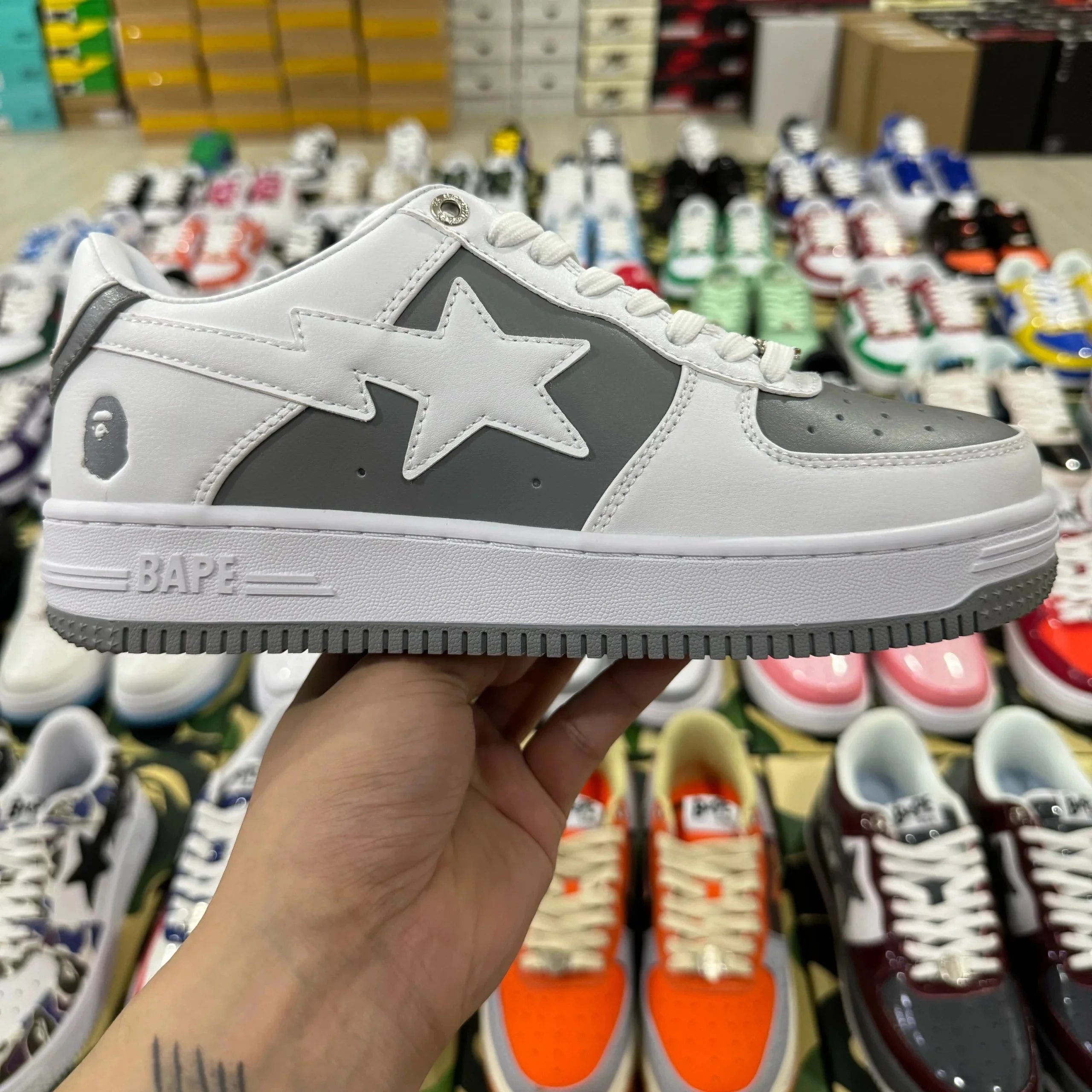 灰白