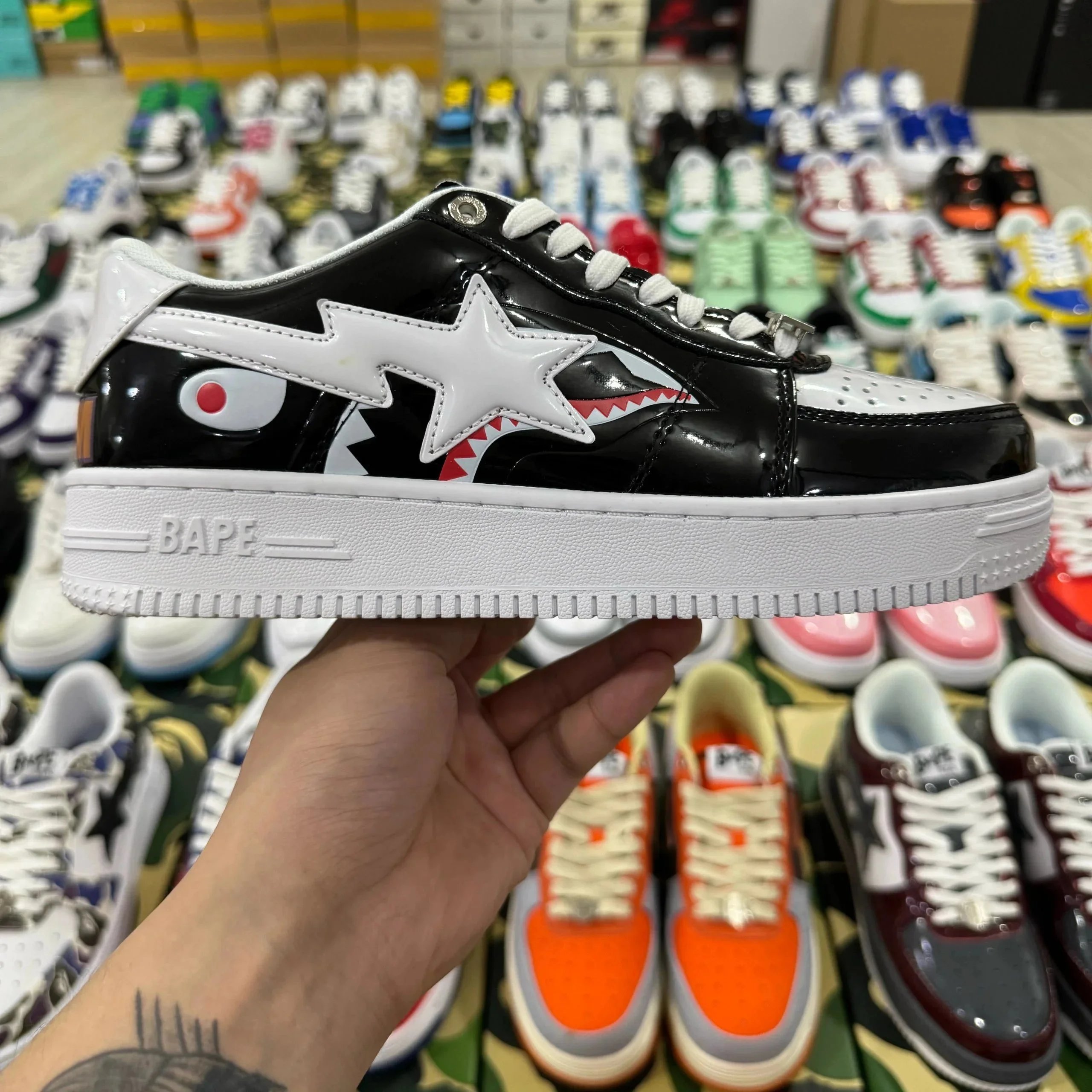 黑白鲨鱼