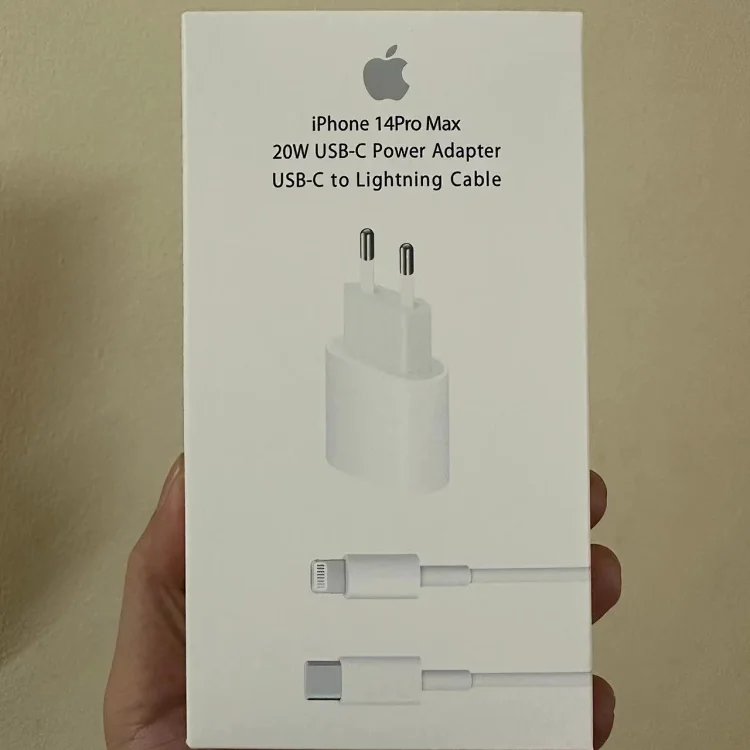 1 meter USB-C to Lightning Cable
