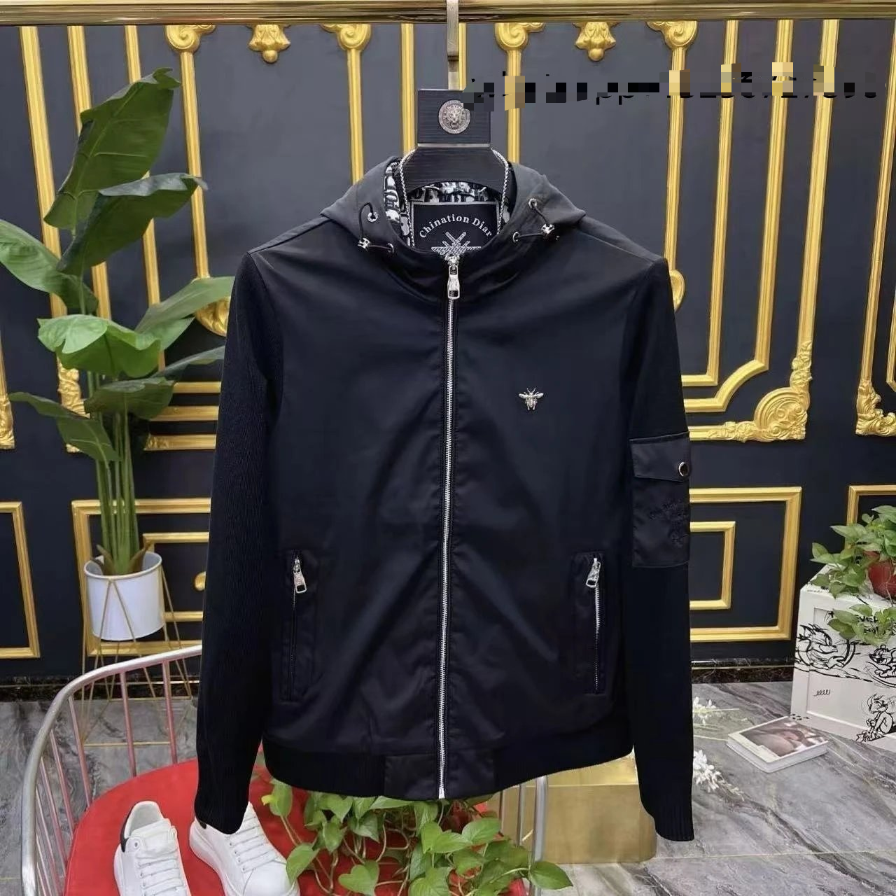 防风衣蜜蜂标