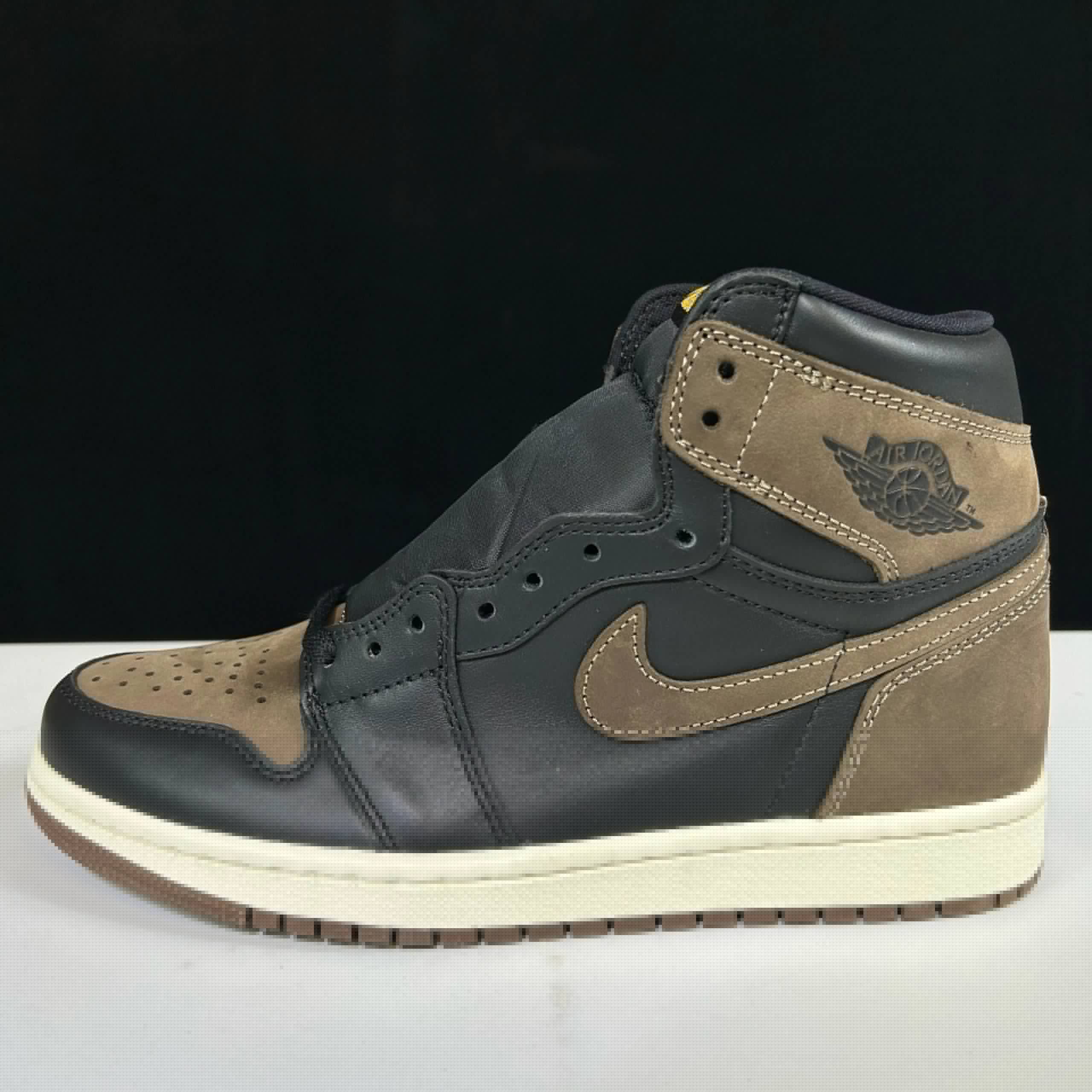 Aj1 摩卡黑粽 DZ5485-020