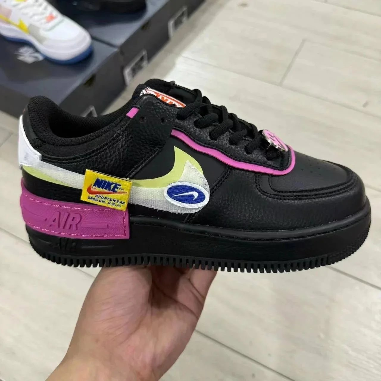 黑白粉
