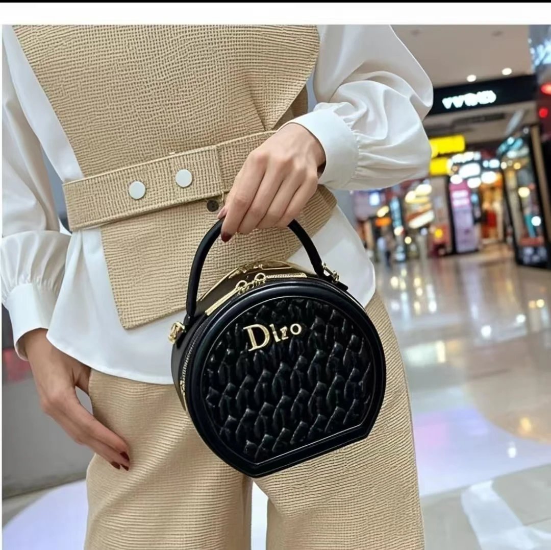 黑色 双肩带 黑色 双肩带
