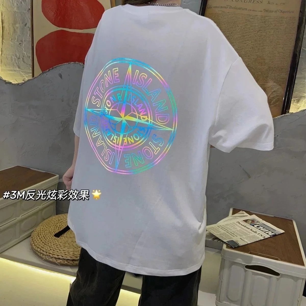 Reflective badge 02