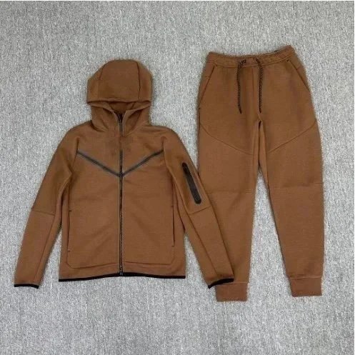 棕色套装 棕色套装