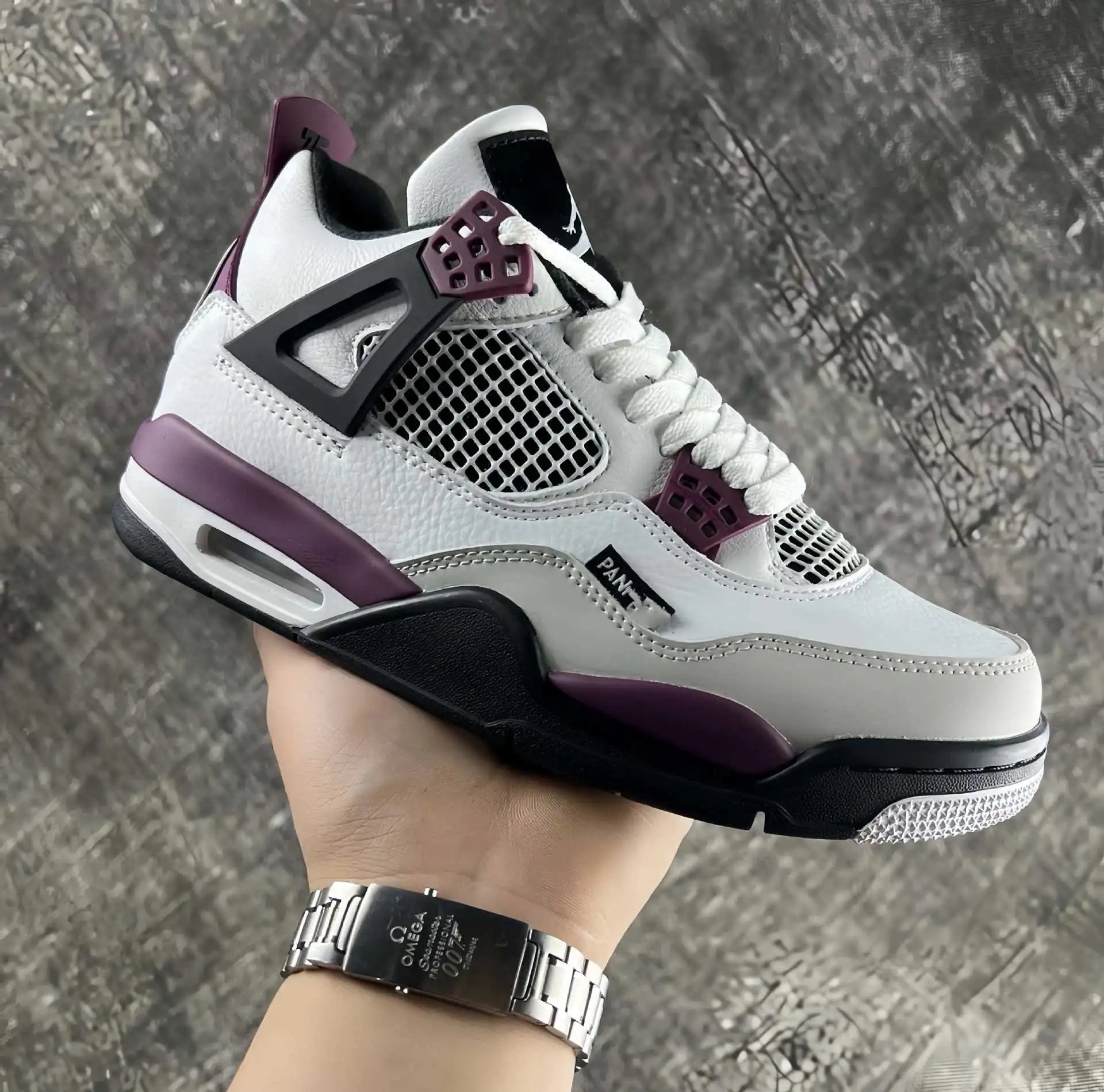 aj4外贸款-大巴黎