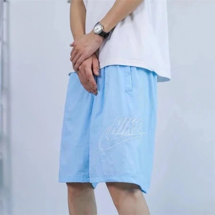 蓝色