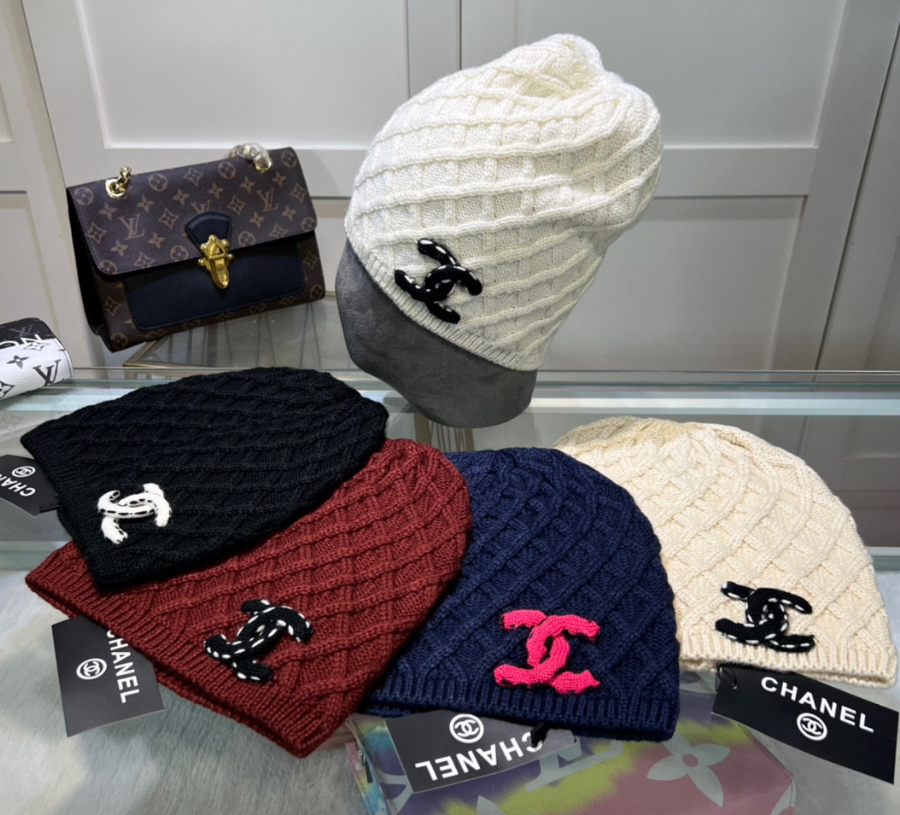 Chanel Cable Knit Beanie Winter Hat Multicolor