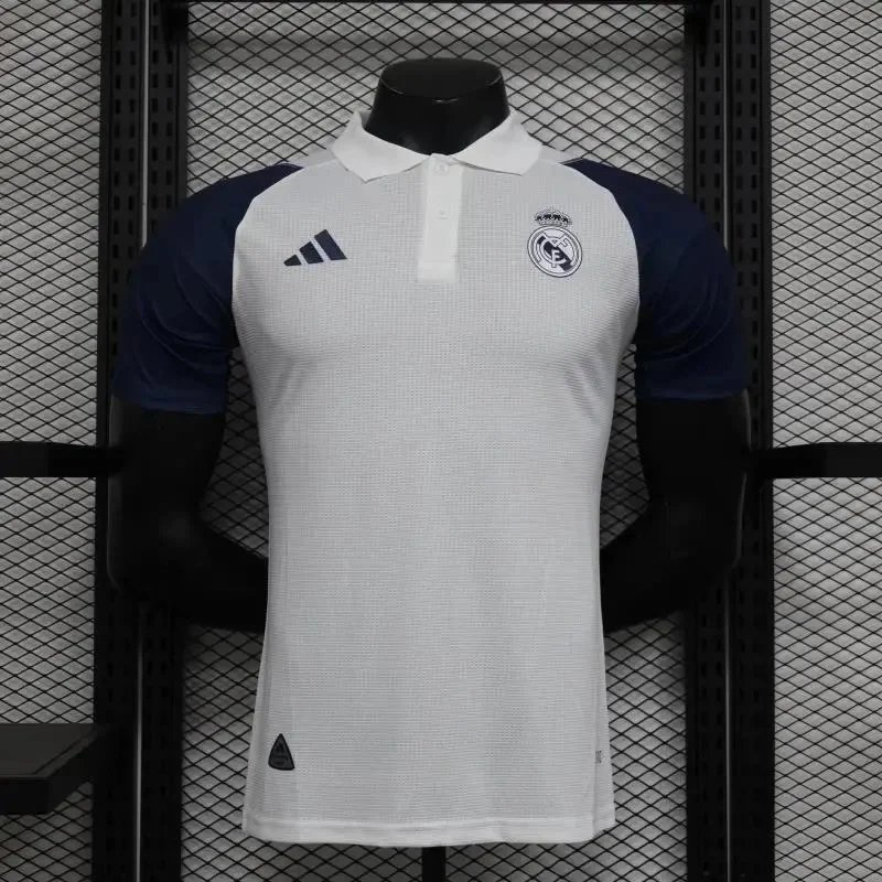 010934056 Real Madrid training kit