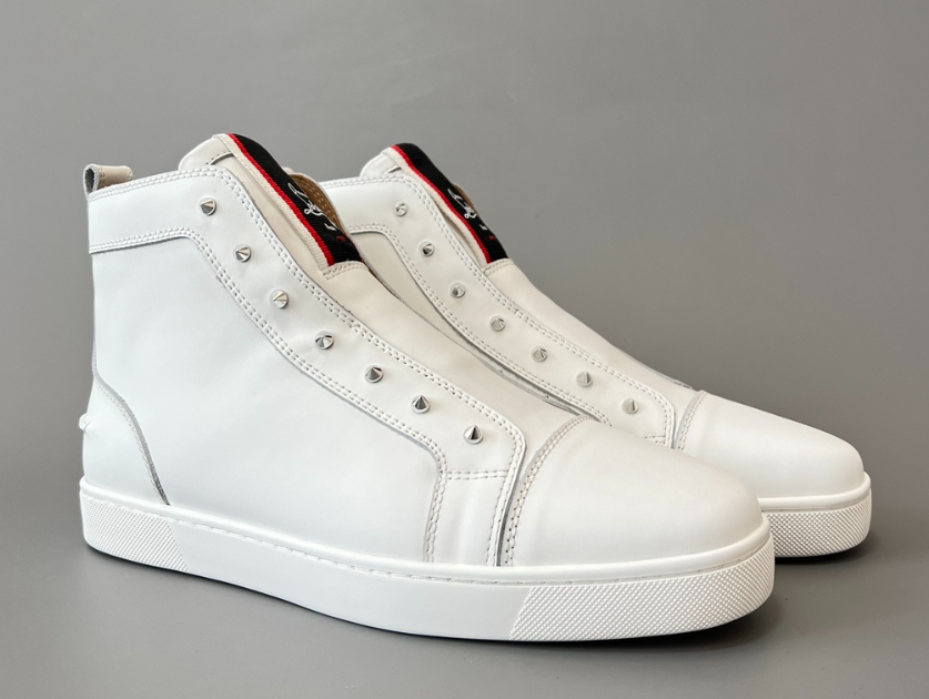 High-top 4