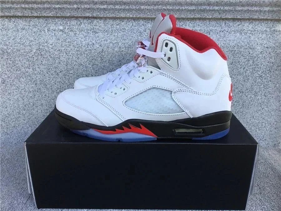 9 9