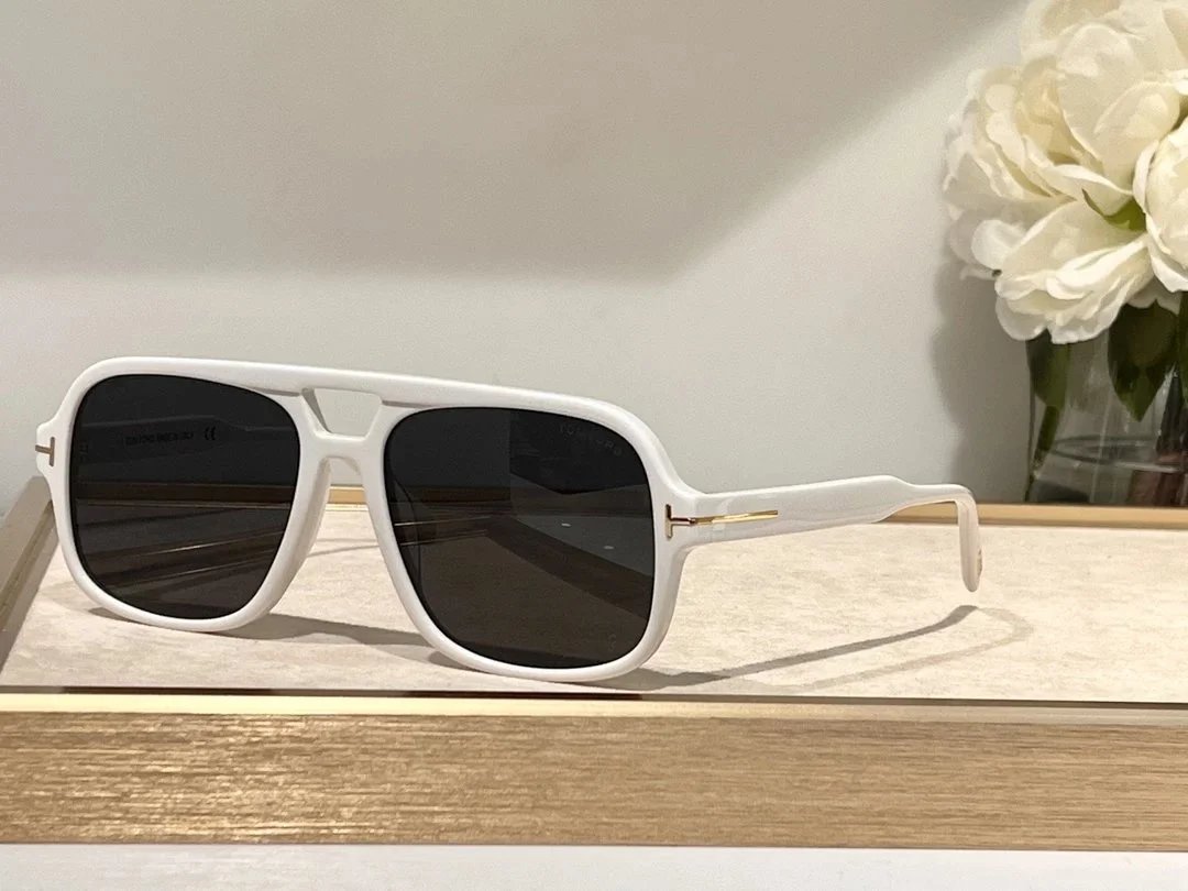 4 4