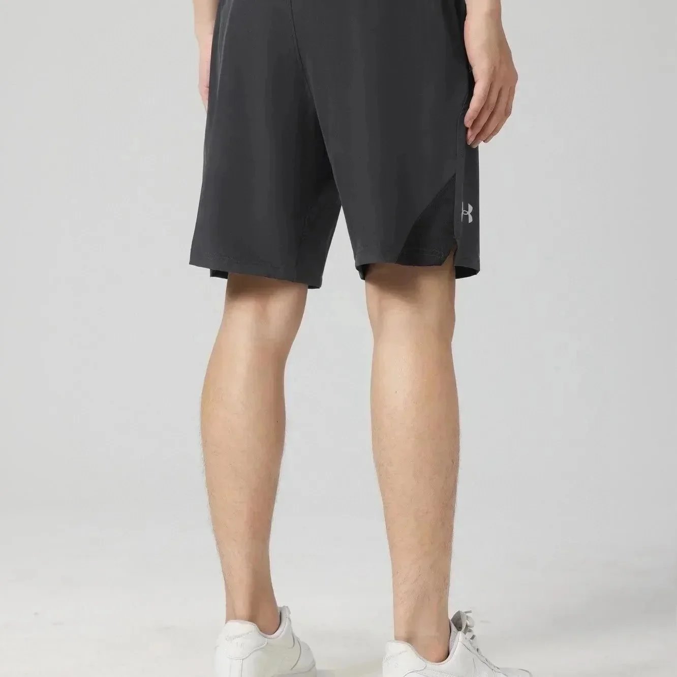 9 9