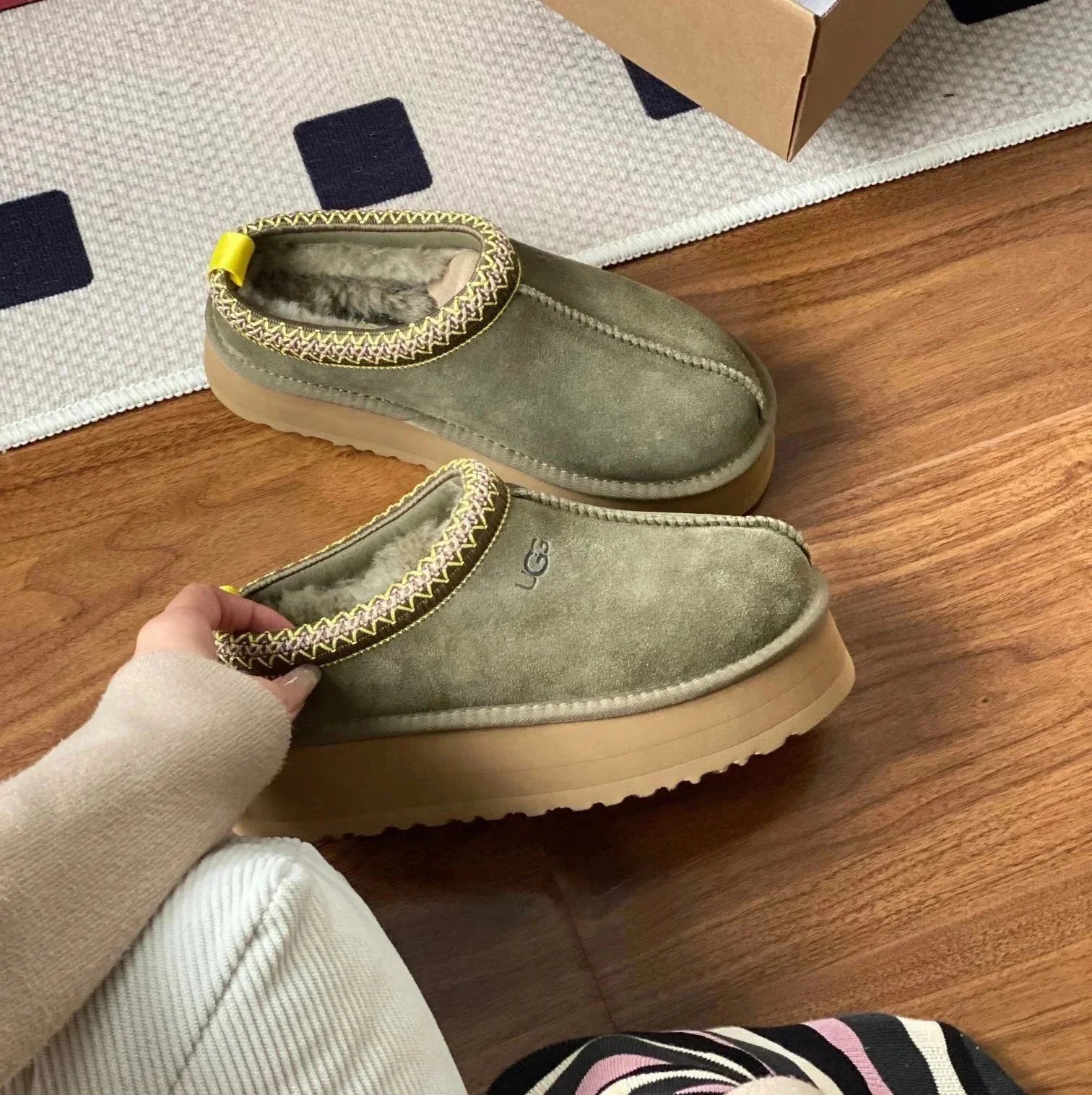 tazz橄榄色 tazz橄榄色