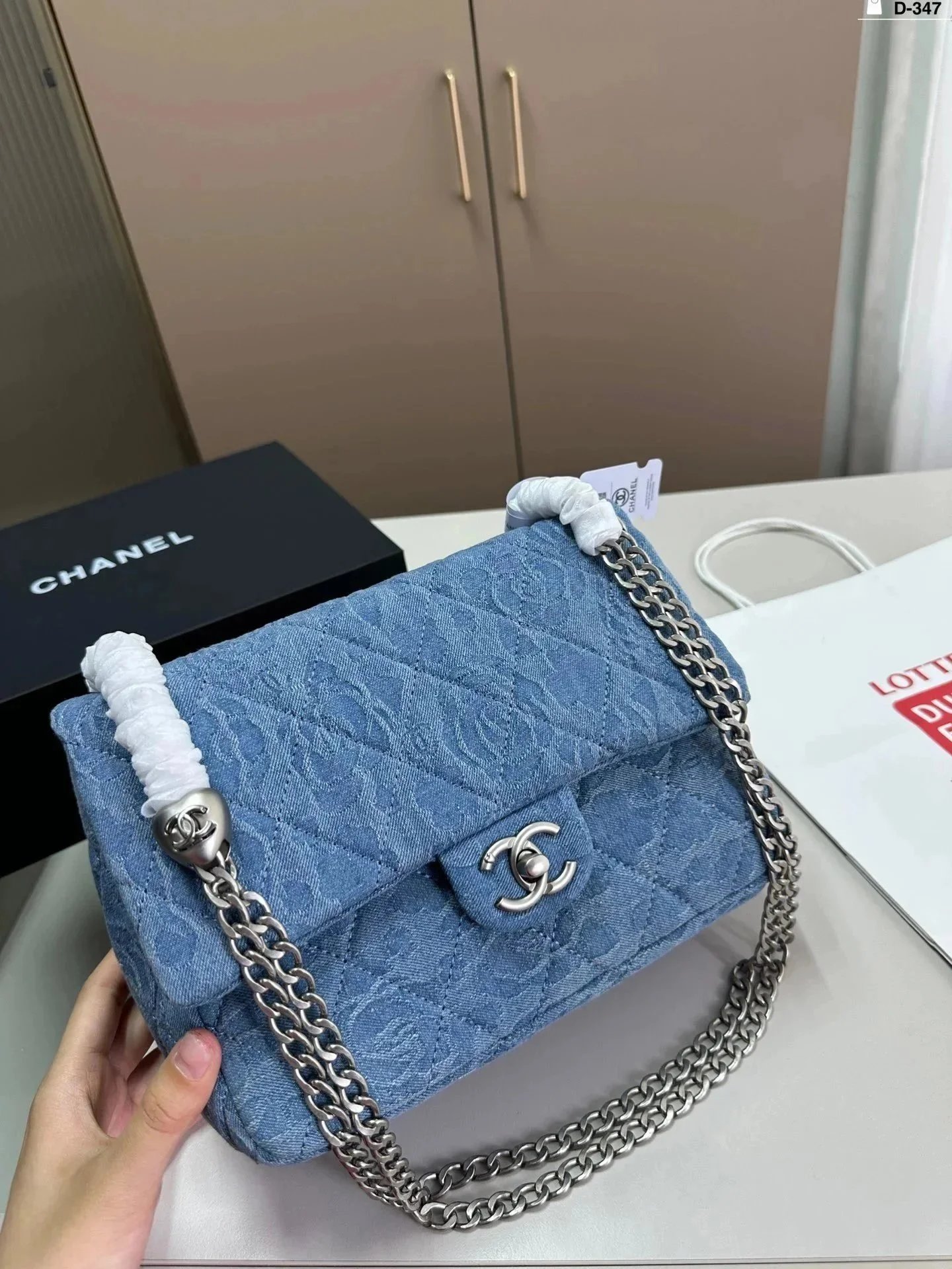 050439019-牛仔蓝(Size:25*10*17cm) 050439019-牛仔蓝(Size:25*10*17cm)