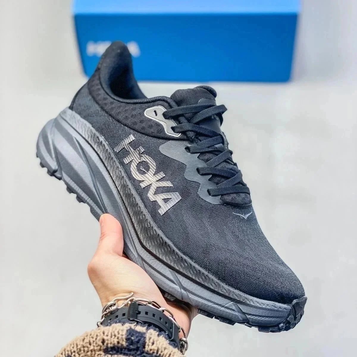 9 9