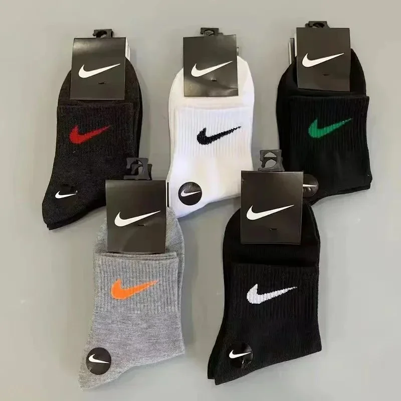 Nike 中筒 多色10双 Nike 中筒 多色10双