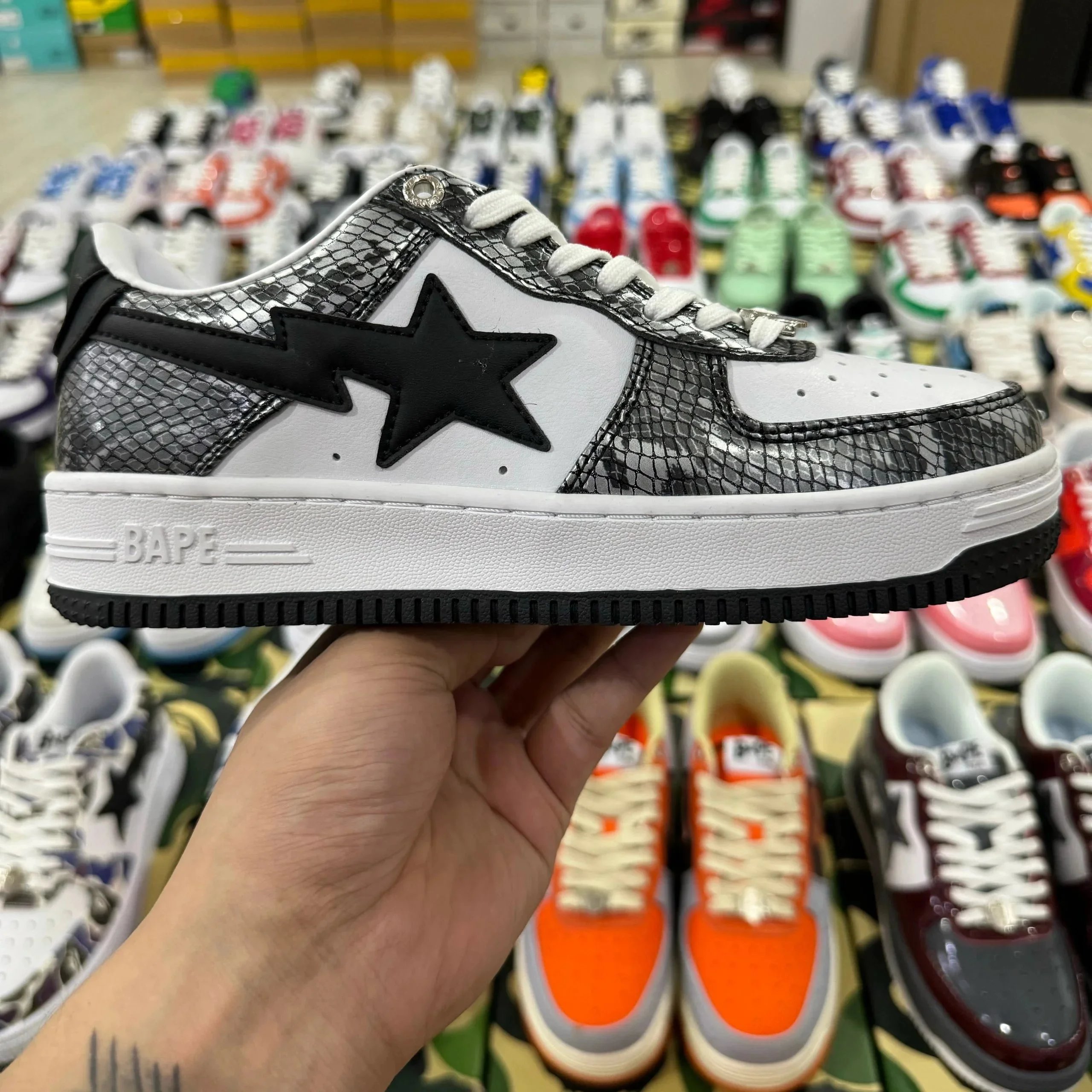 蛇纹黑白 蛇纹黑白