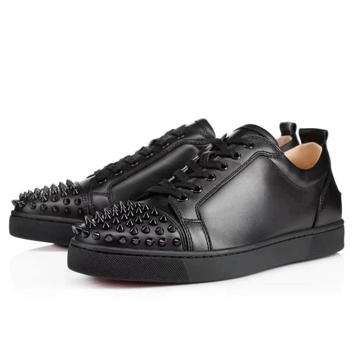 黑色皮面鞋头钉 黑色皮面鞋头钉