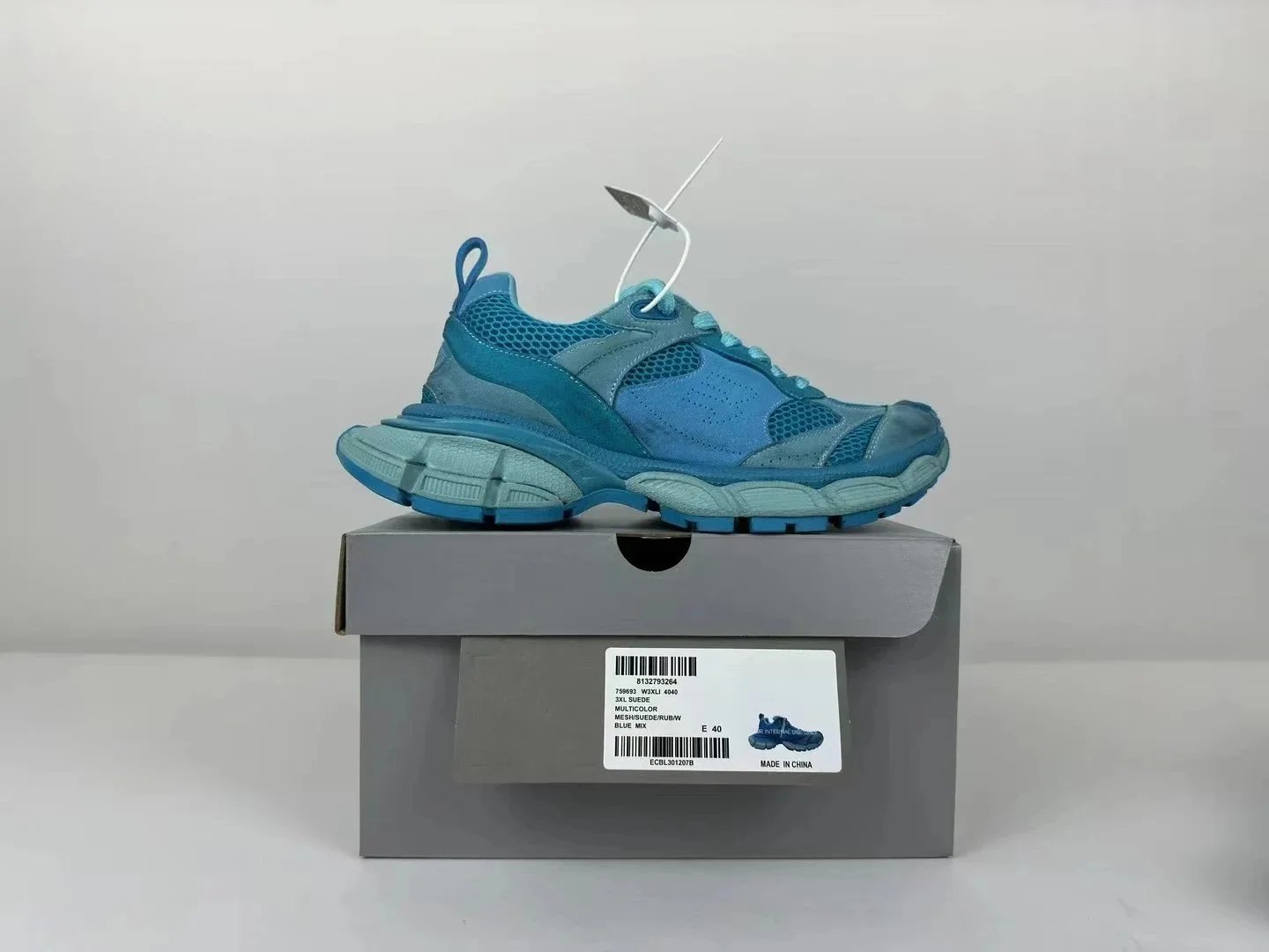 06 06