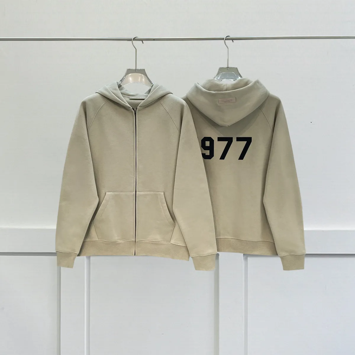 01 01