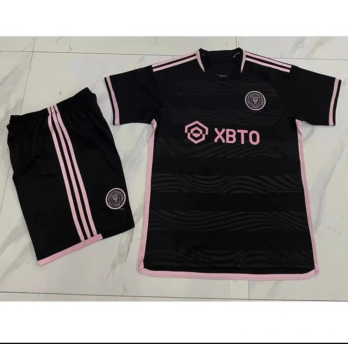 Away Kit Away Kit