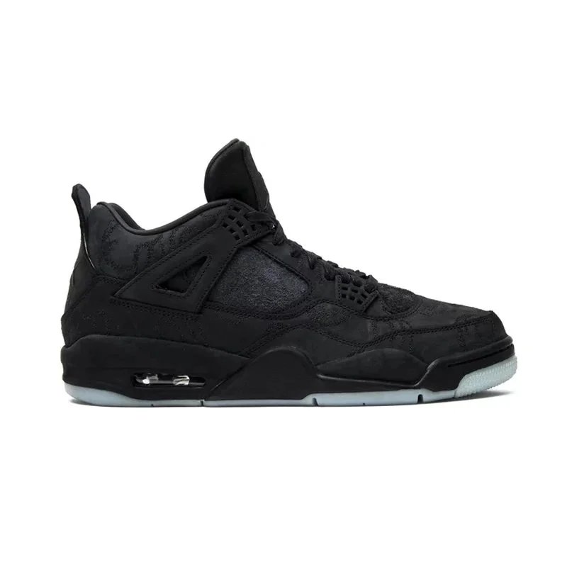 Kaws Black 930155-001 Kaws Black 930155-001