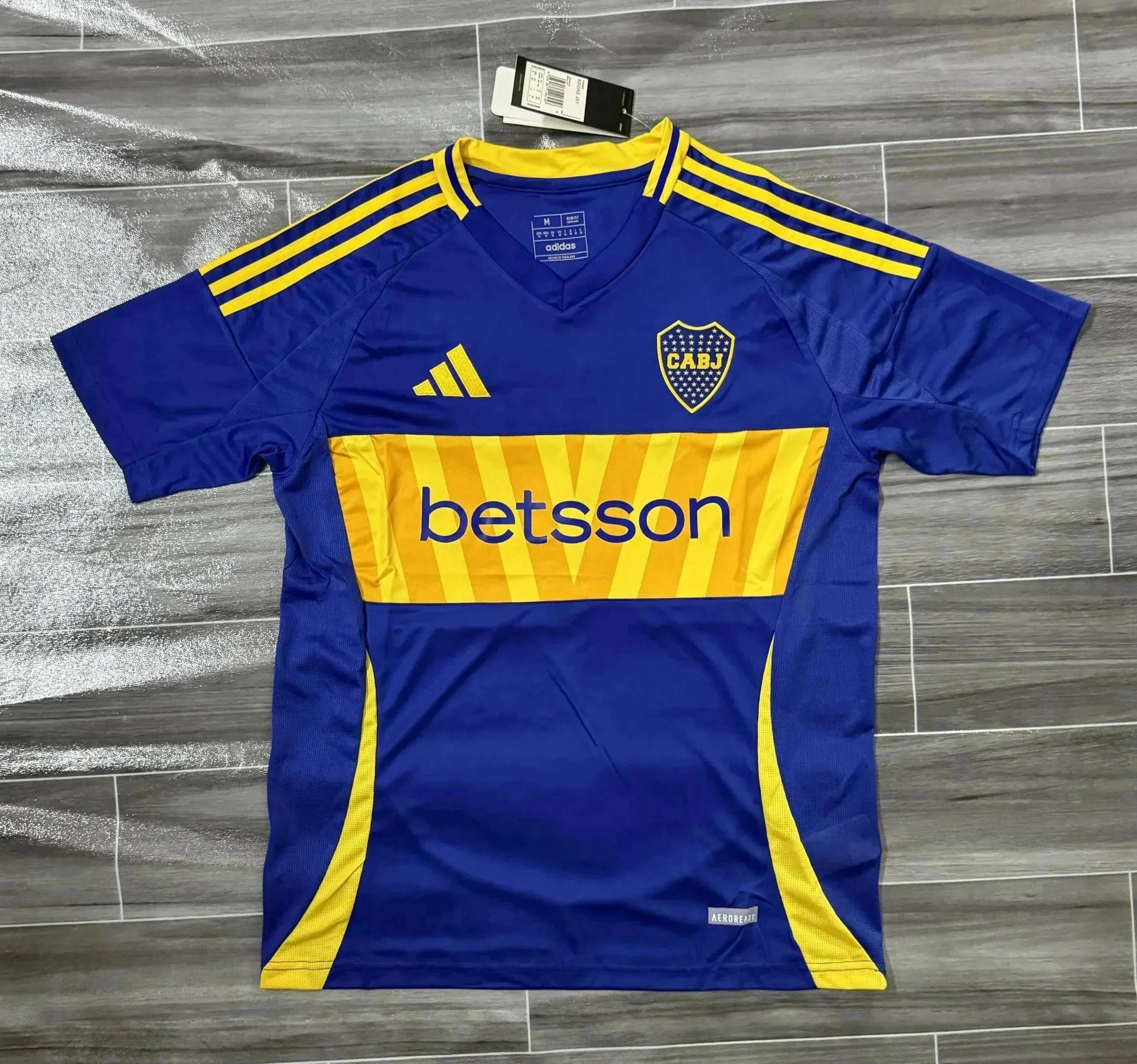 4 4