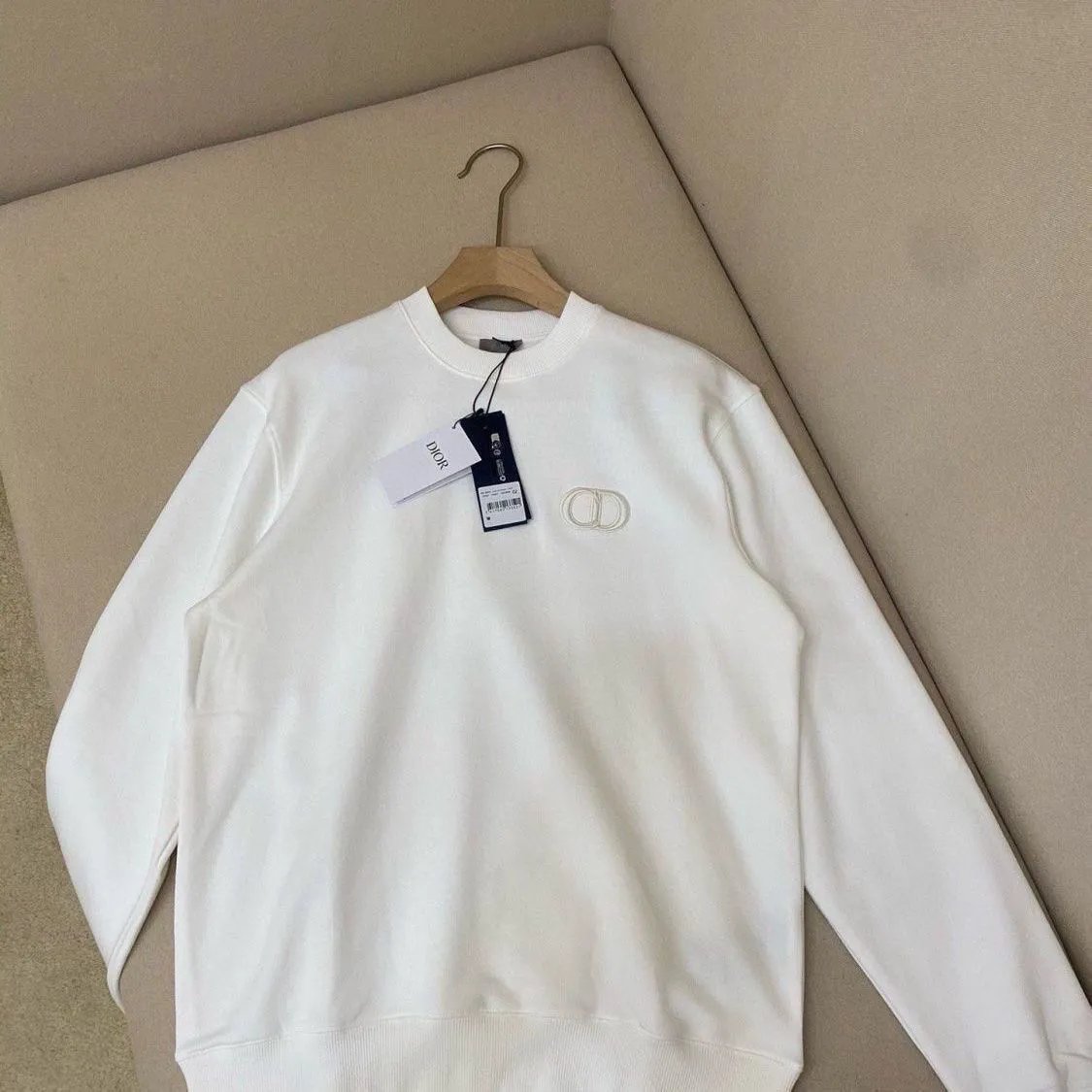 8 8