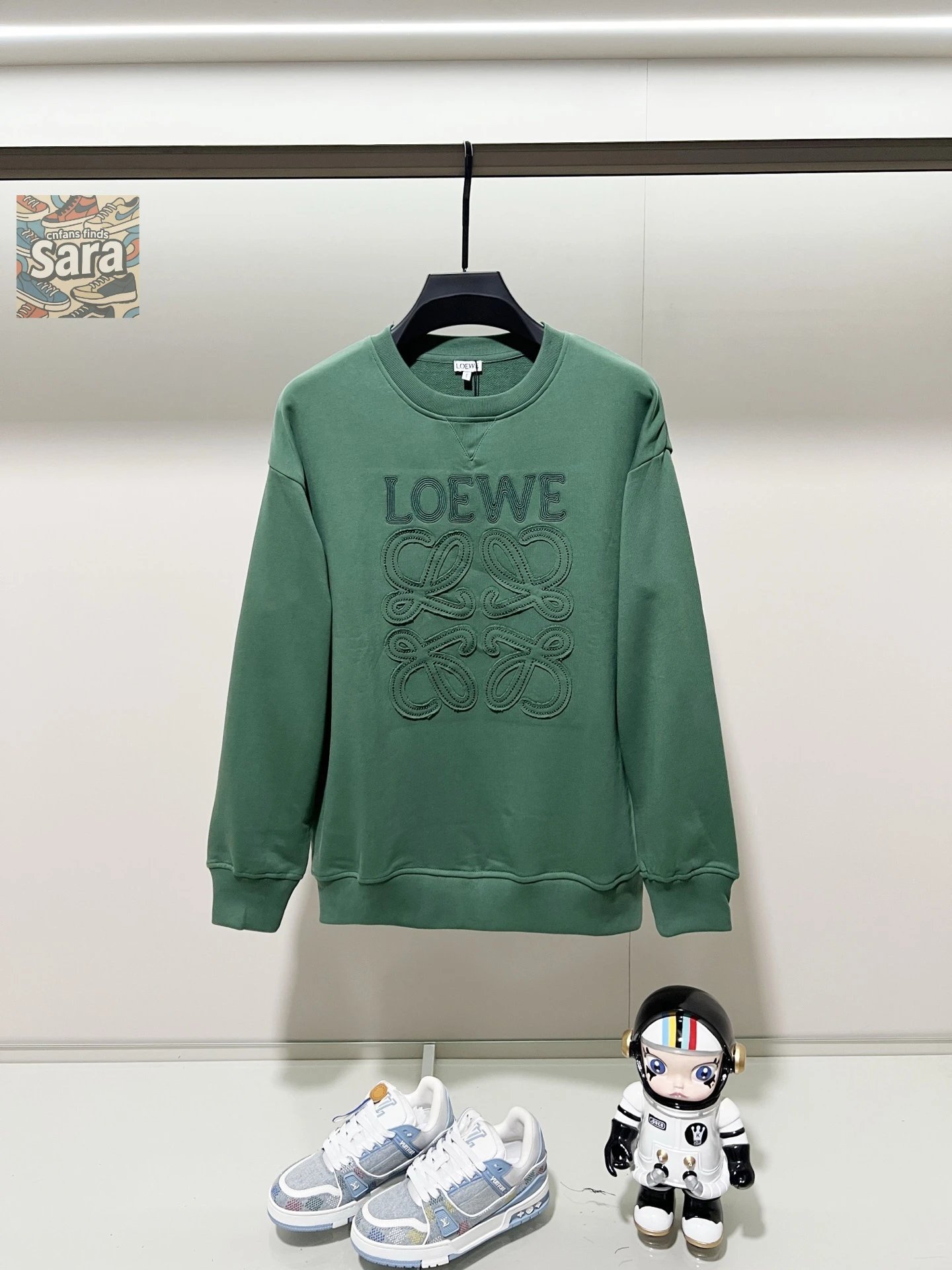 8 8