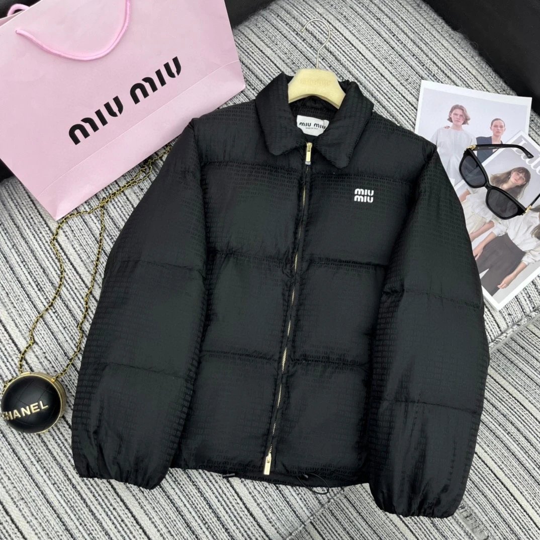 黑色 黑色