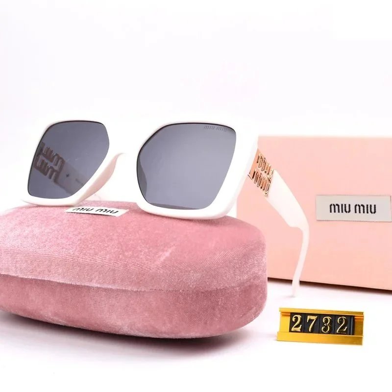 4 4
