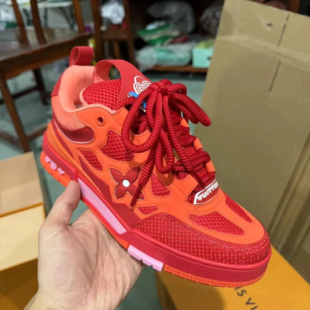 橙红 橙红