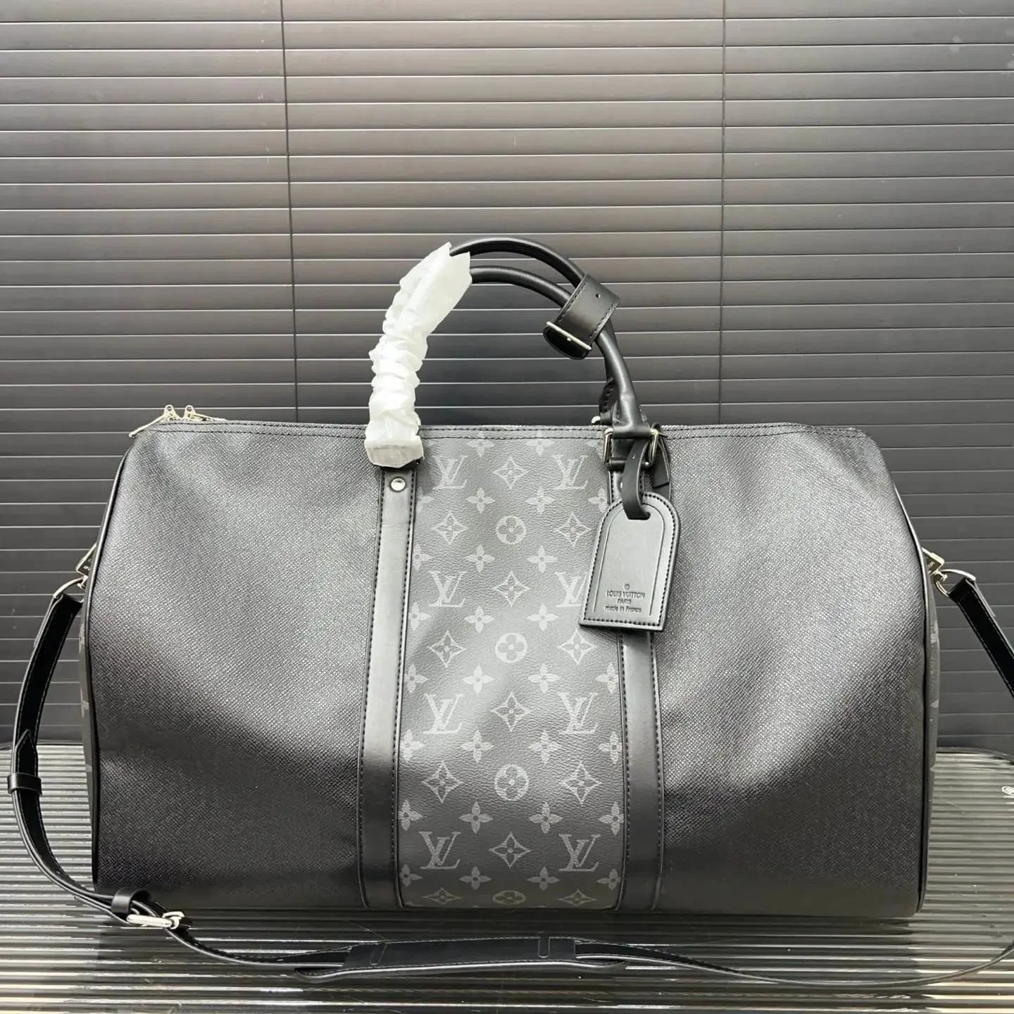 6 6