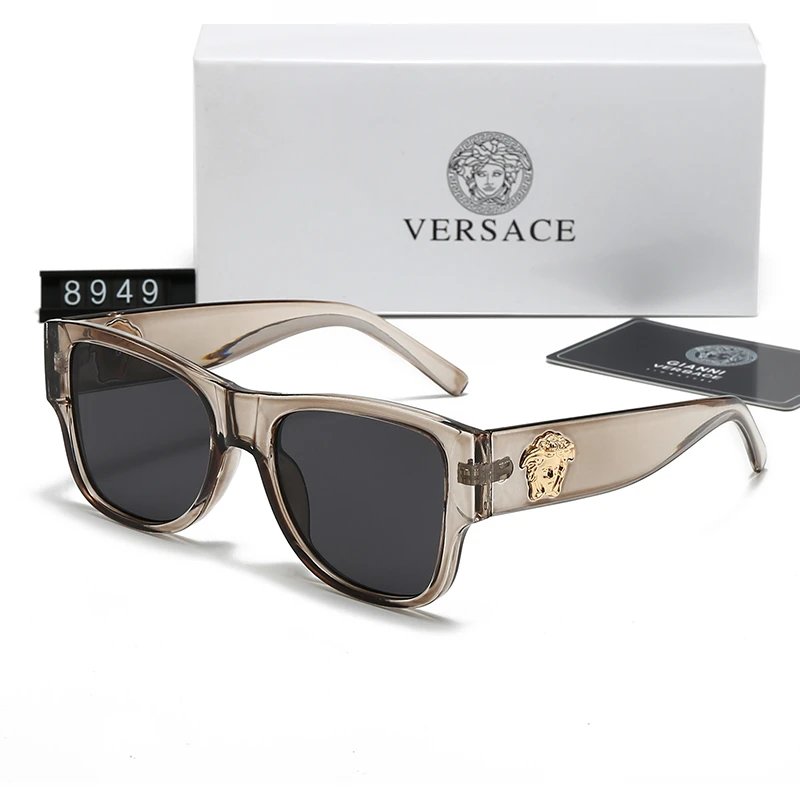 32 32