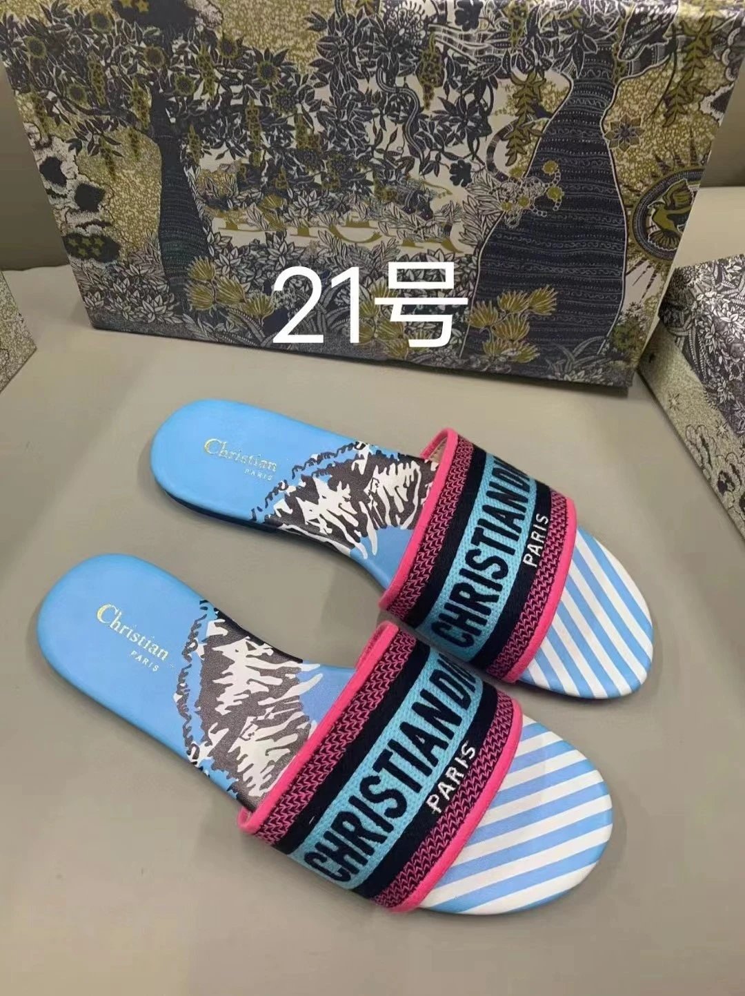 6 6