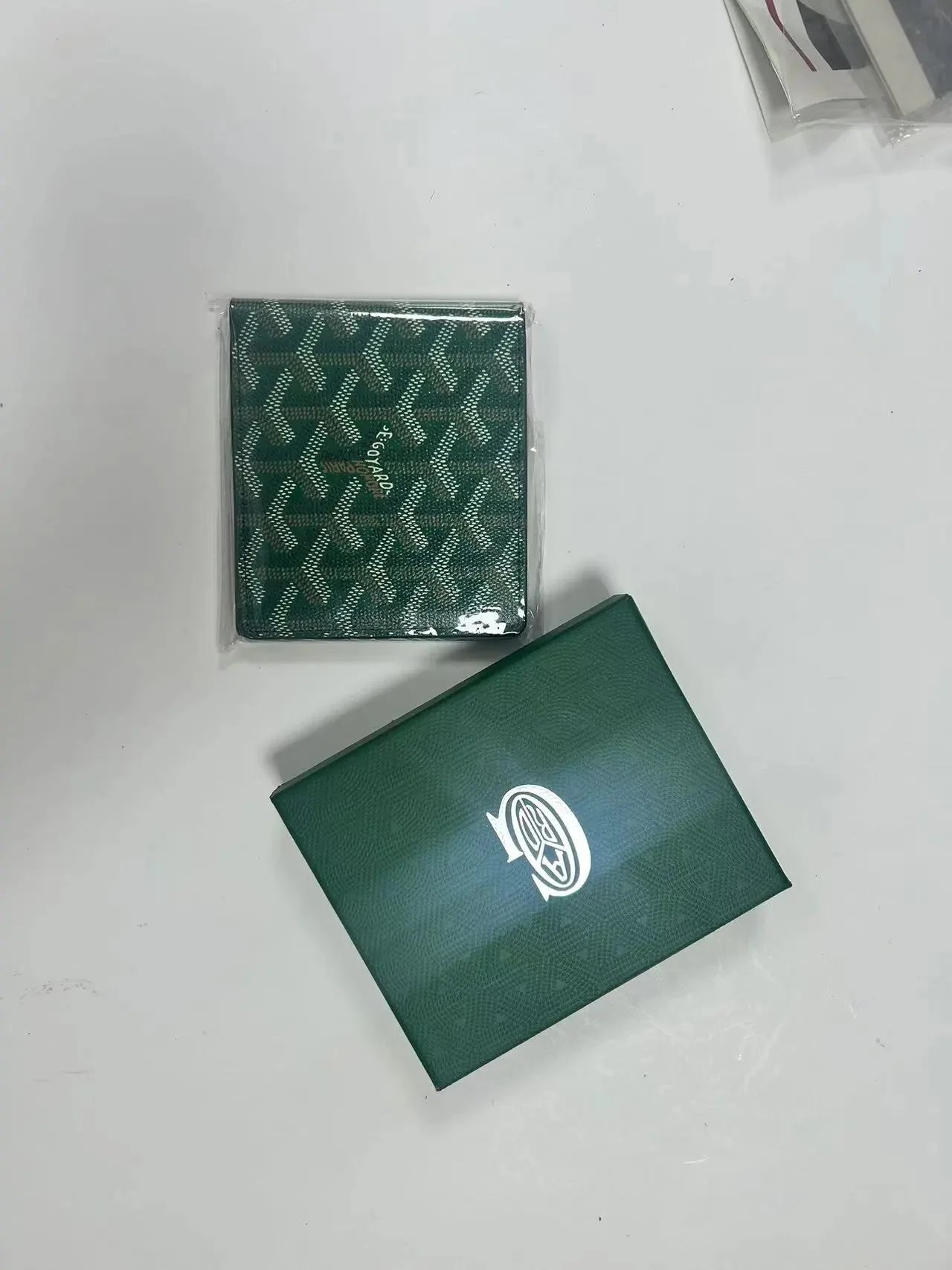 NEW 8 NEW 8