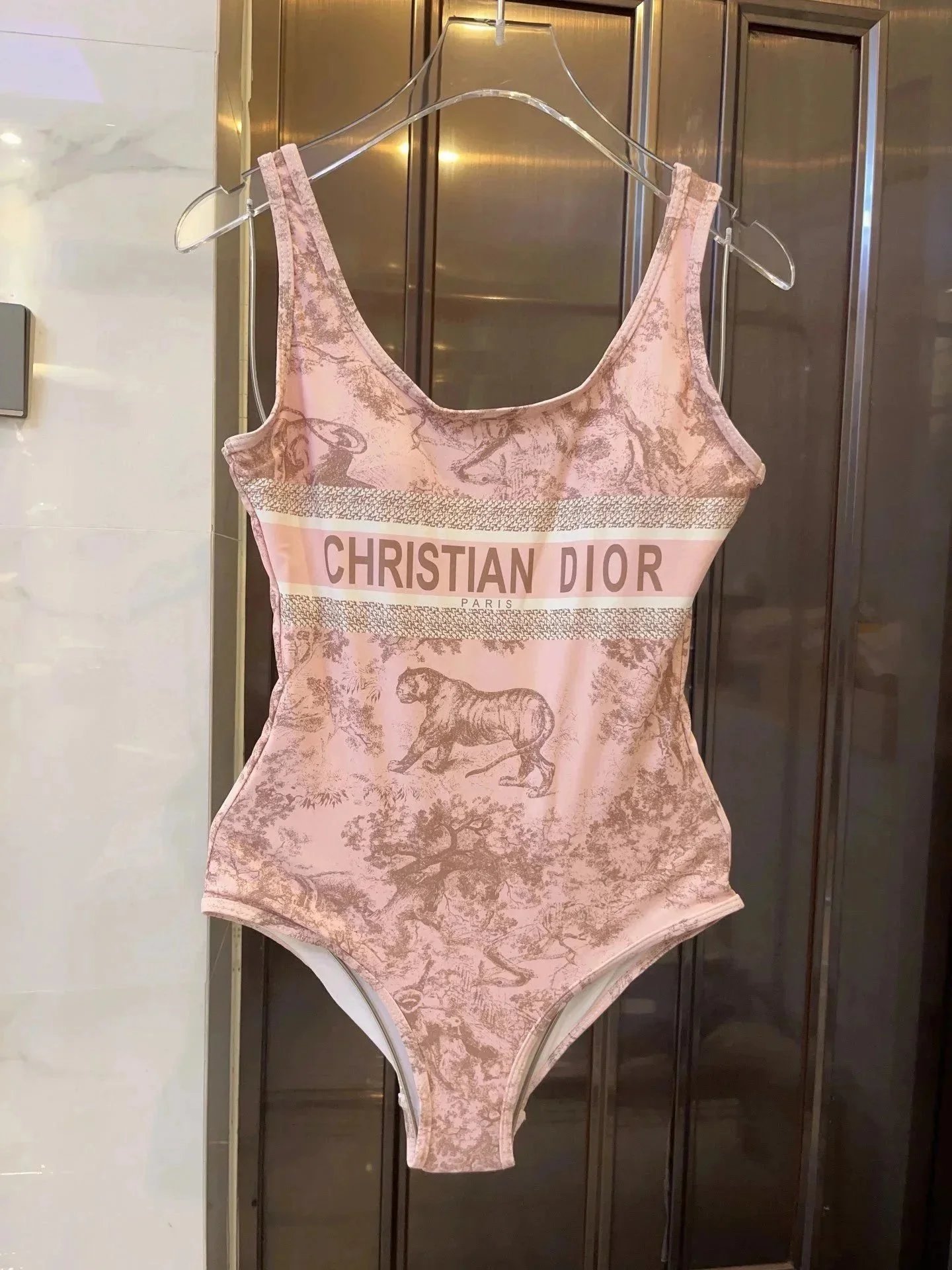 030302018 030302018