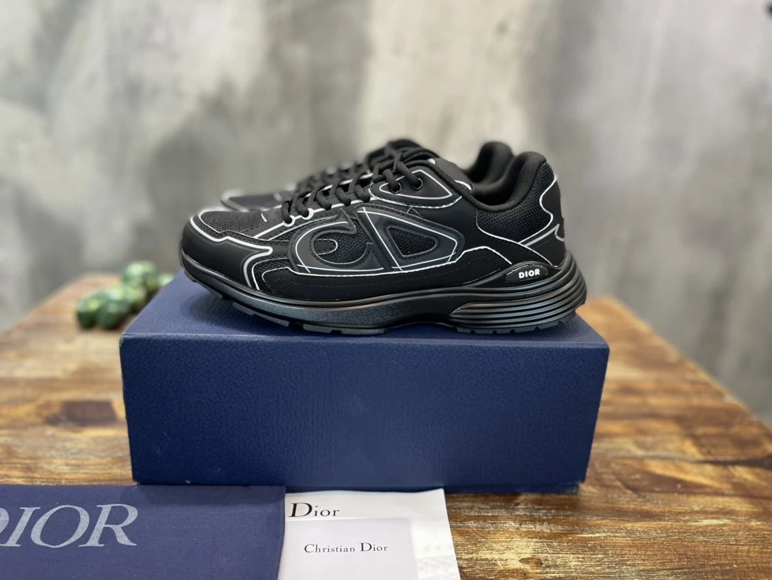 3 3