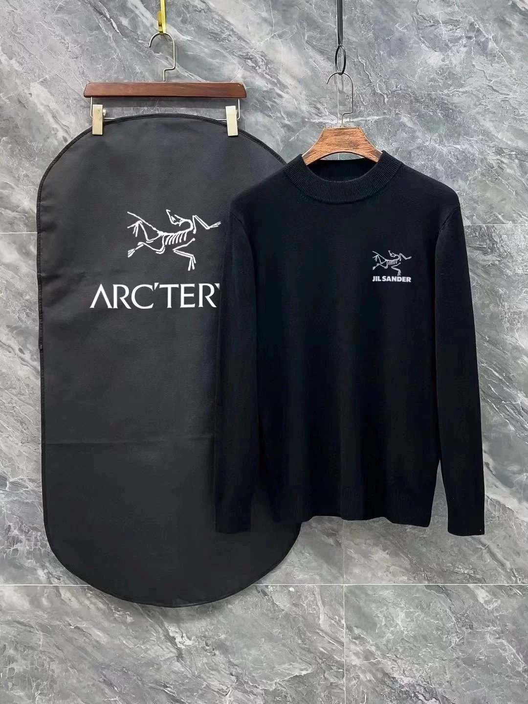 黑毛衣骨头002 黑毛衣骨头002