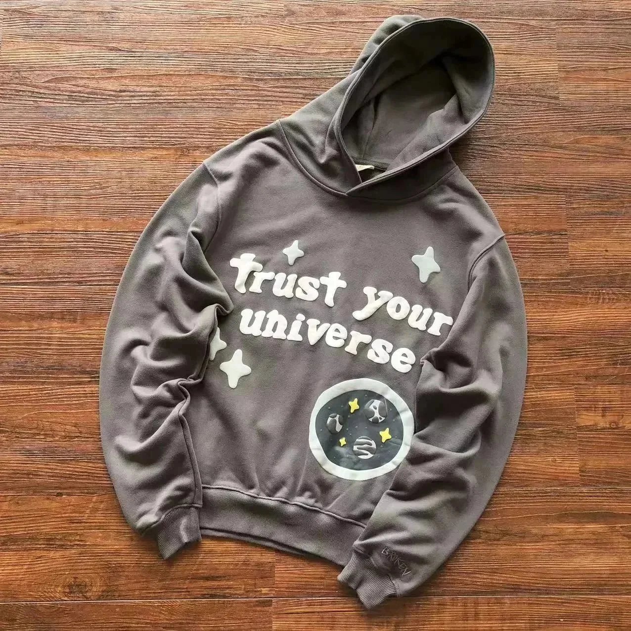 8 8