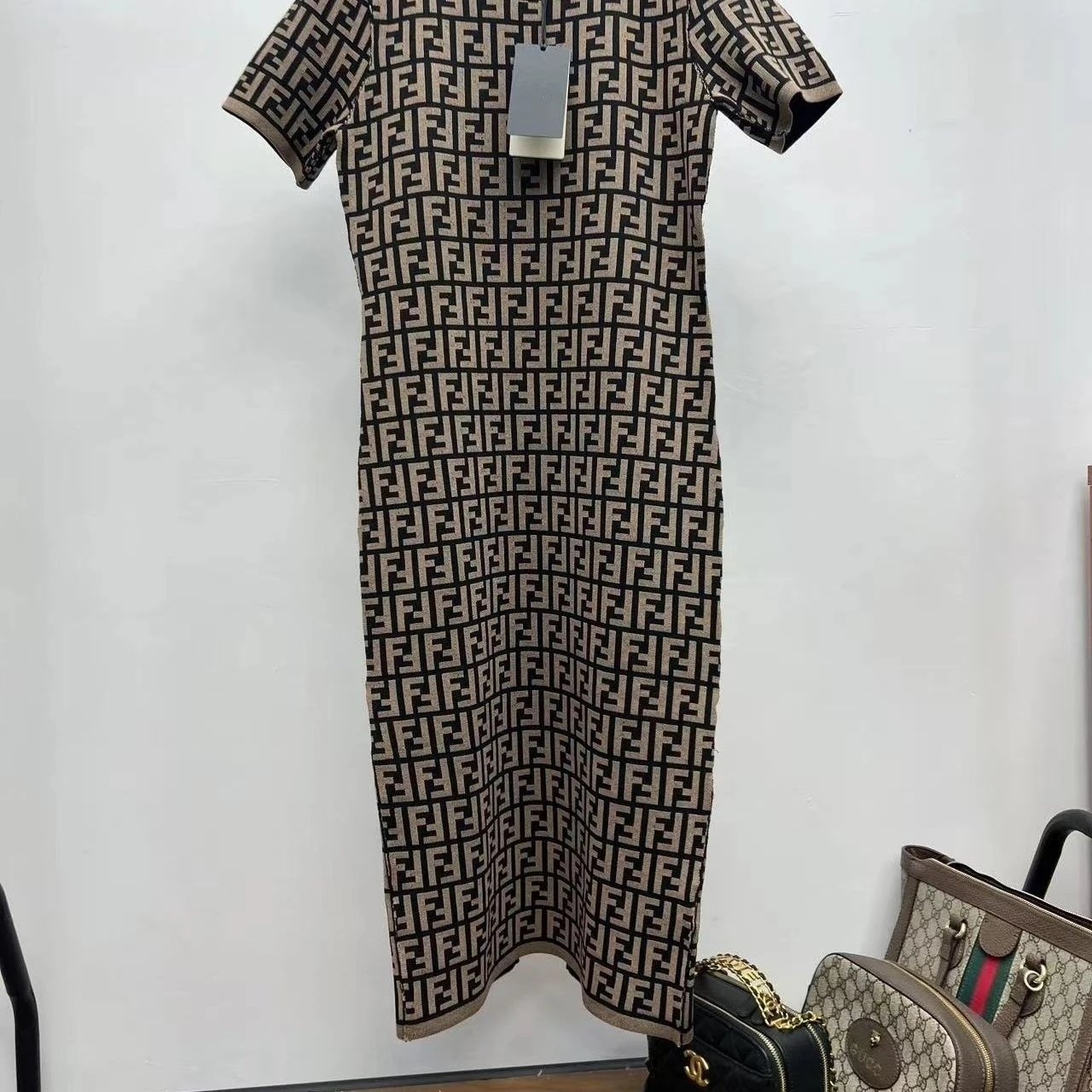 18-预售15天 18-预售15天