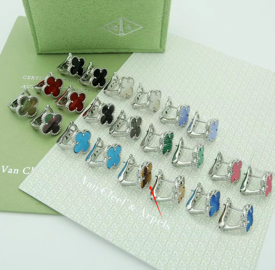7 7