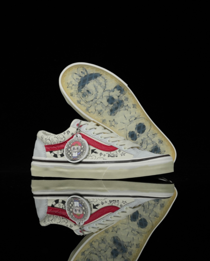 9 9
