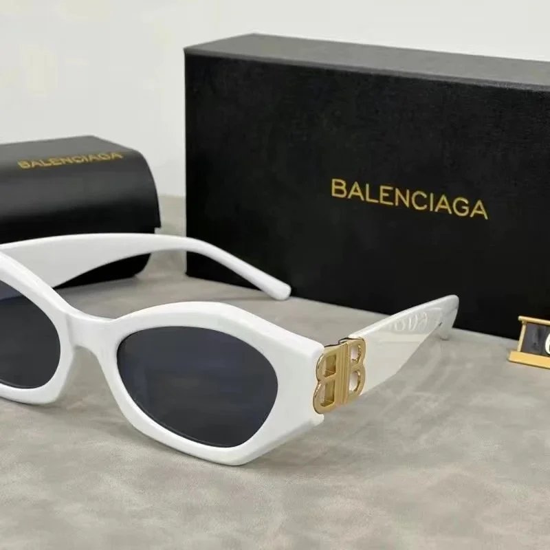 B家 白色 B家 白色
