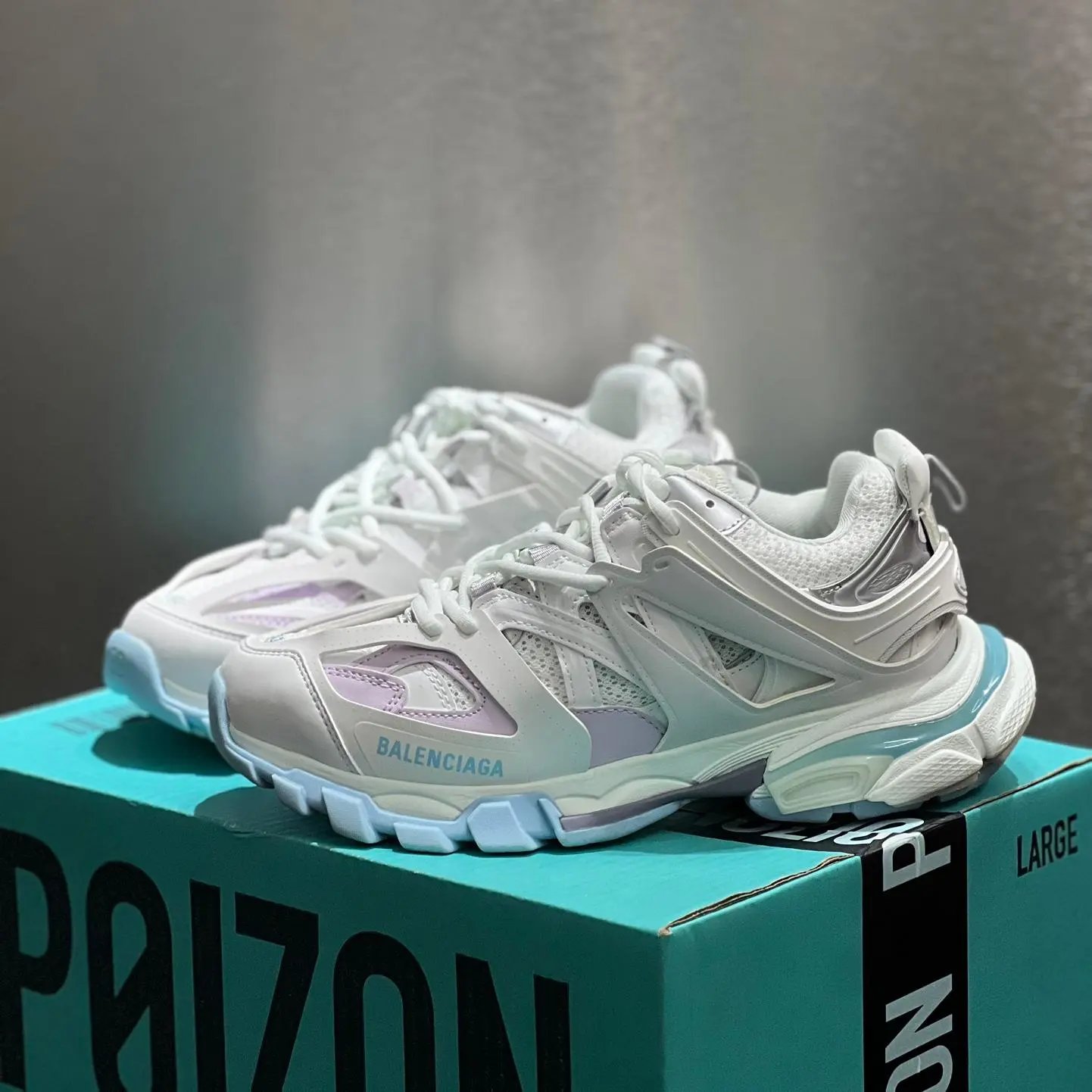 2 2