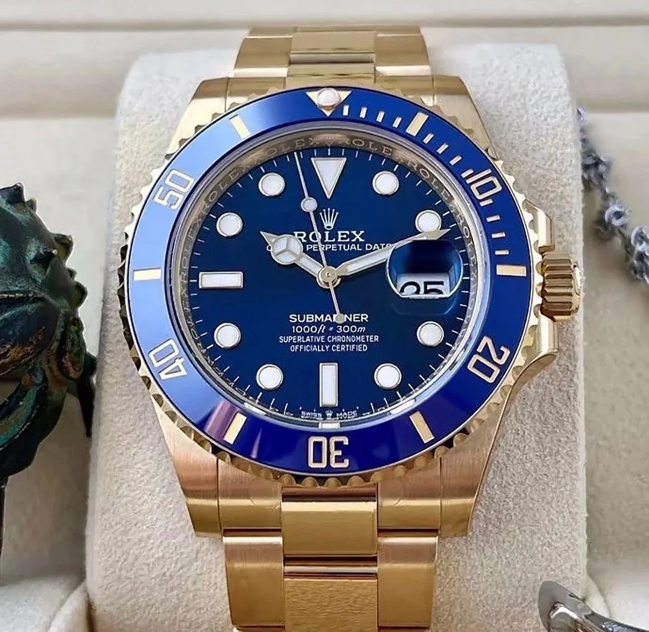 6 6