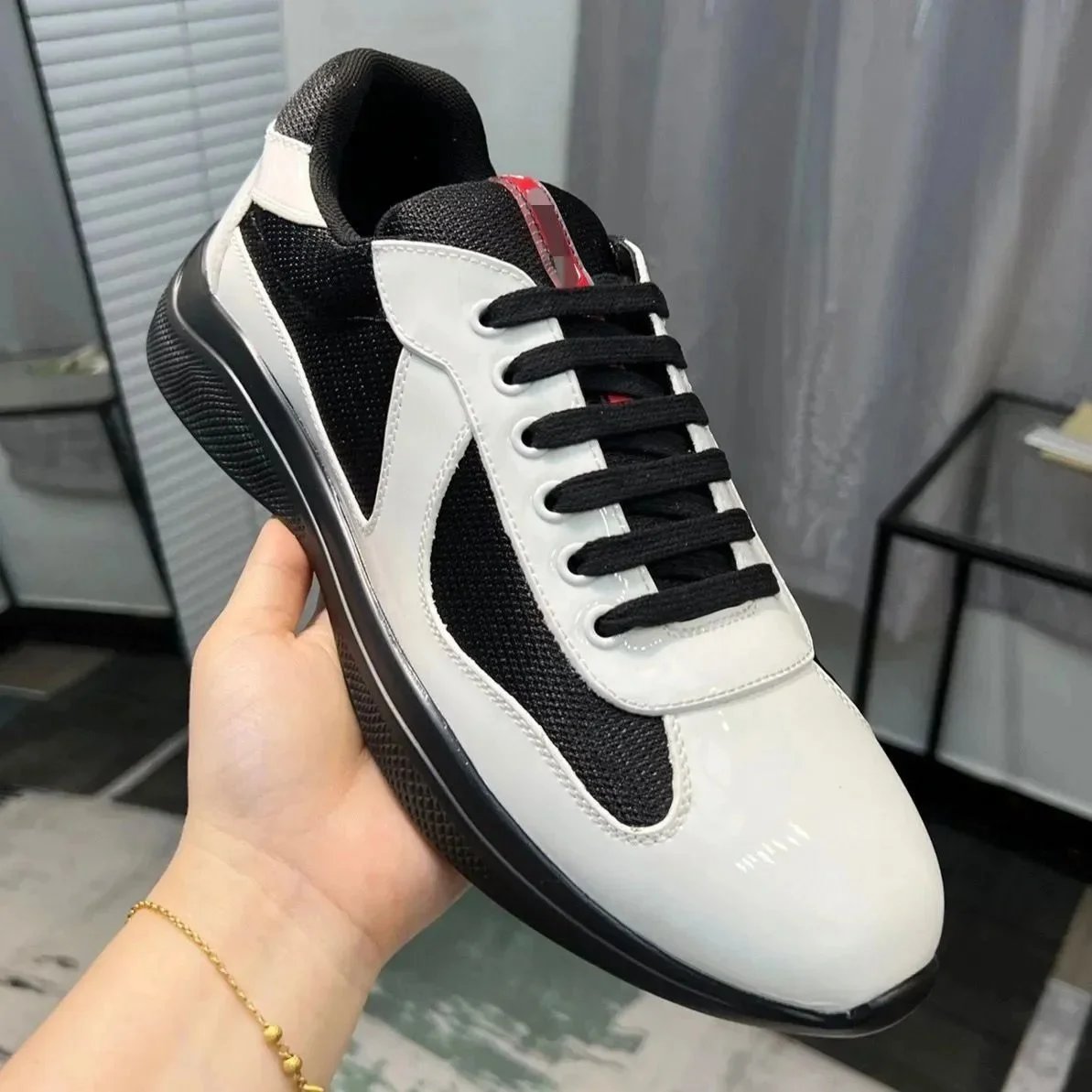 7 7