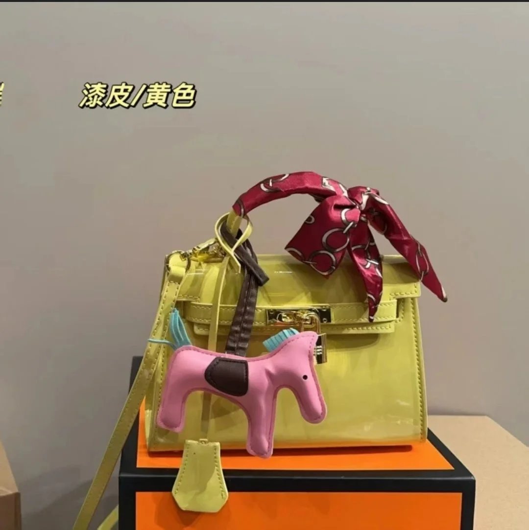 黄色 黄色